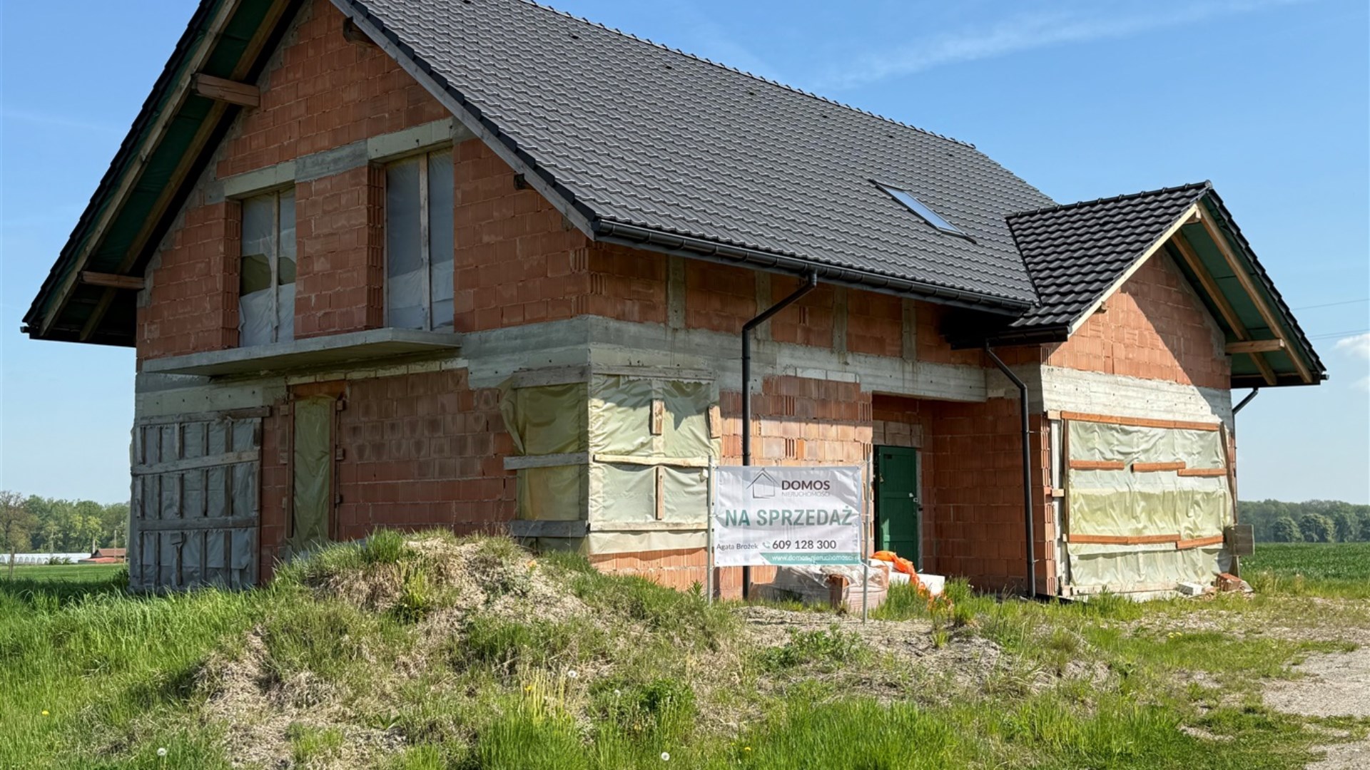 Dom na sprzedaż
